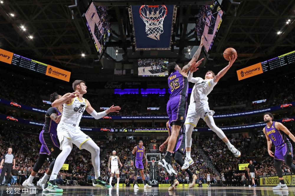 位运动员奋 位运动员奋