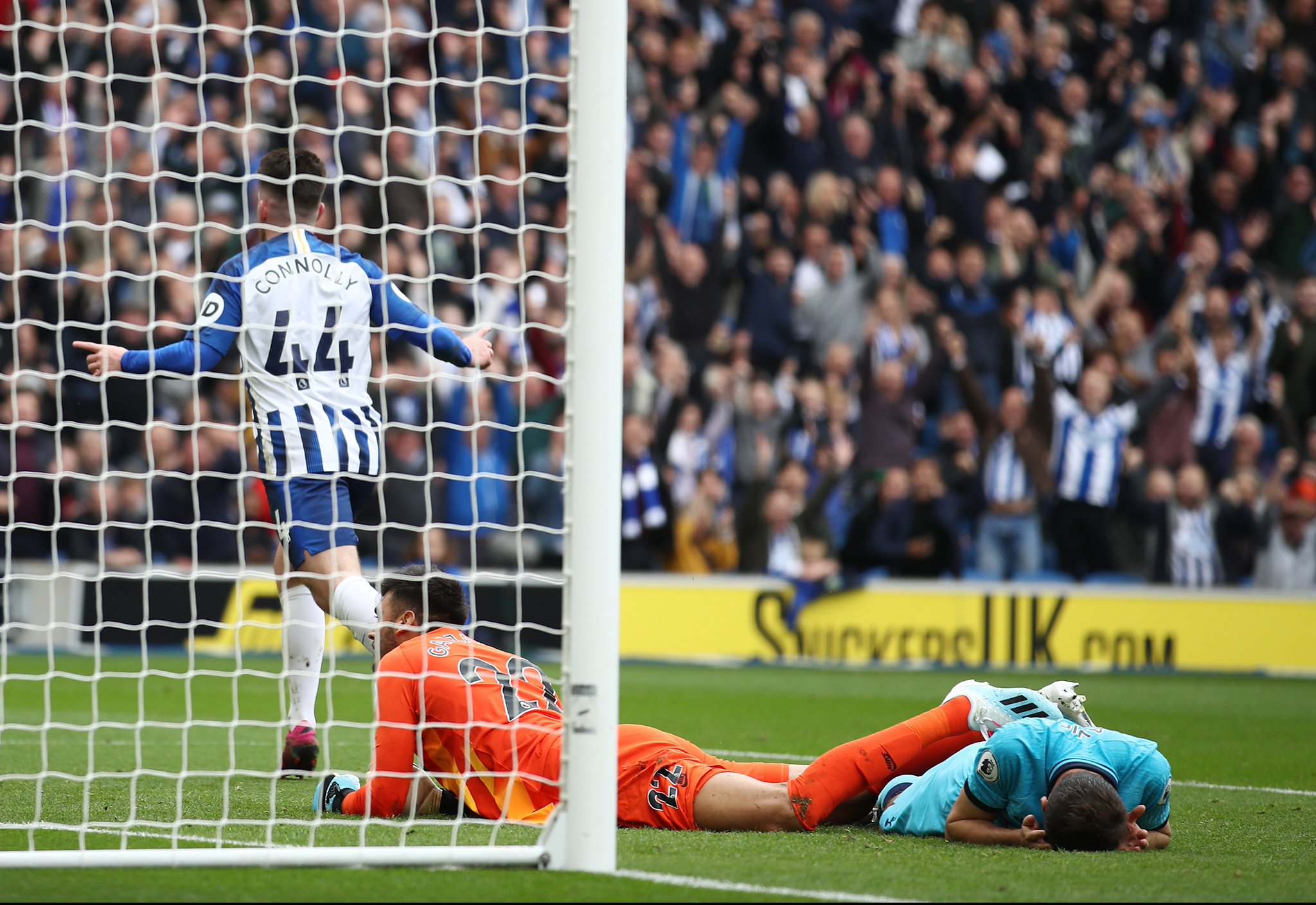 他总能在关 他总能在关